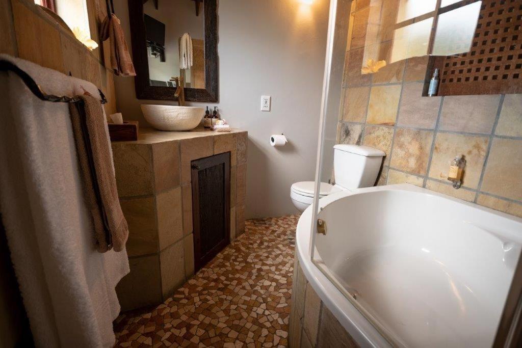 Villachad Guesthouse Kleinmond Exterior photo