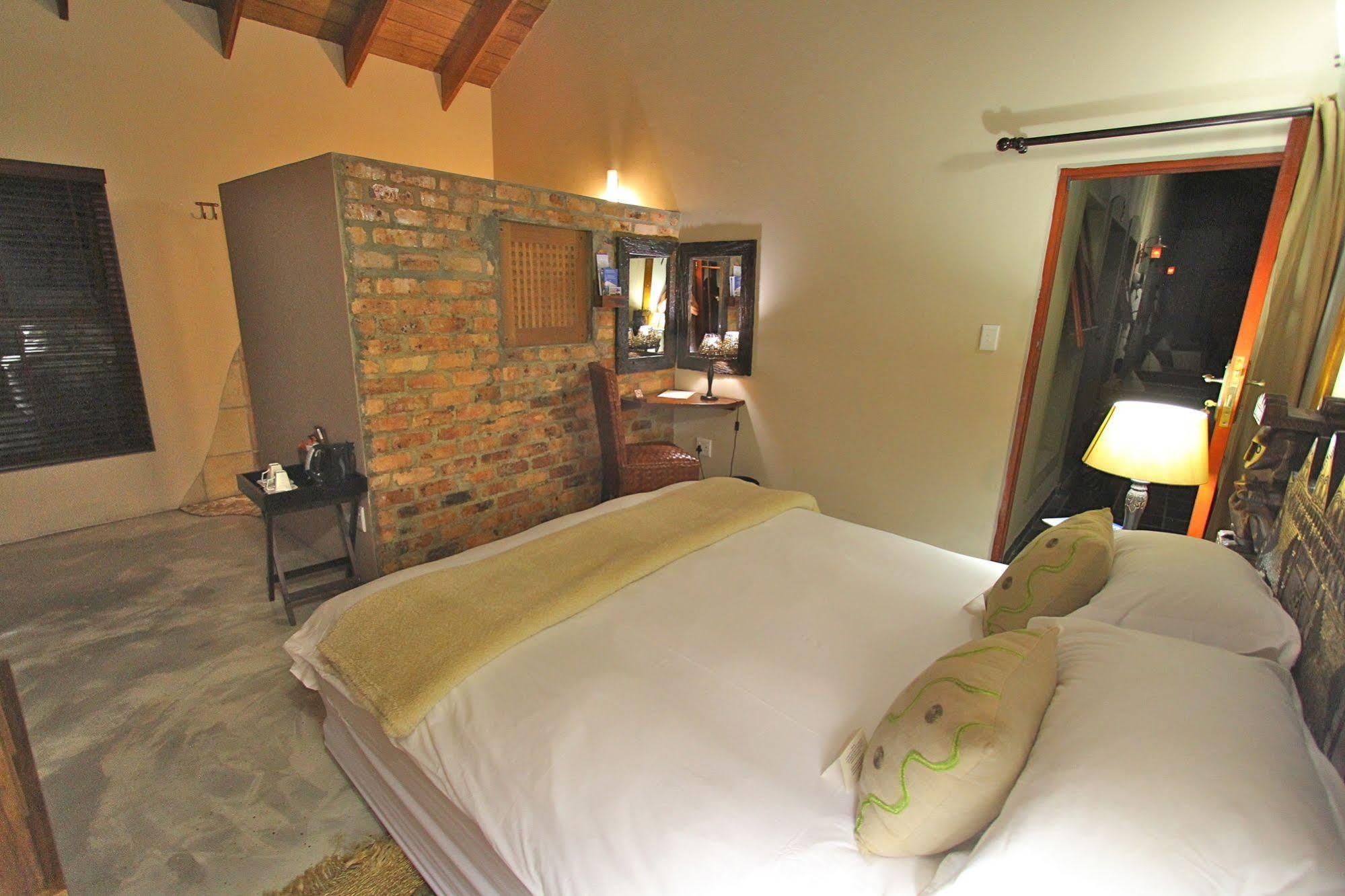 Villachad Guesthouse Kleinmond Exterior photo