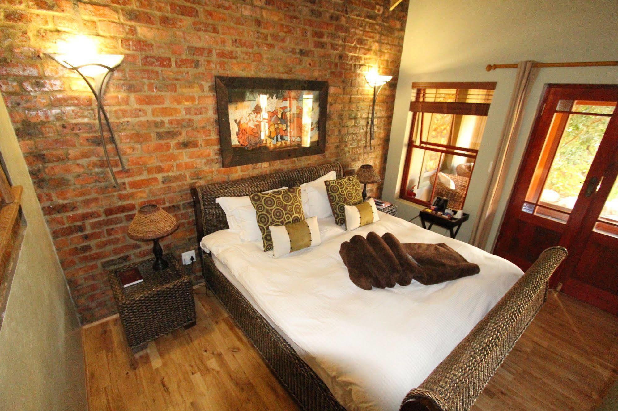 Villachad Guesthouse Kleinmond Exterior photo