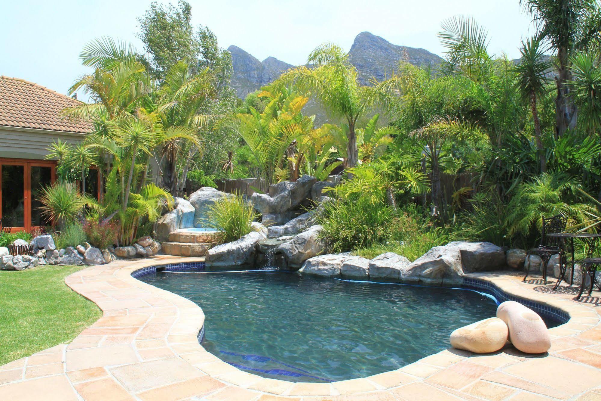 Villachad Guesthouse Kleinmond Exterior photo